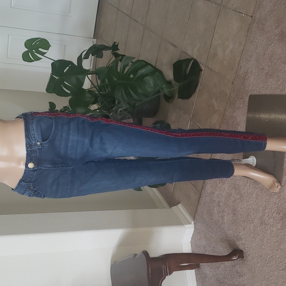 Romeo & Juliet m red velvet laser cut stripes down the side medium wash ra… - Picture 1 of 10